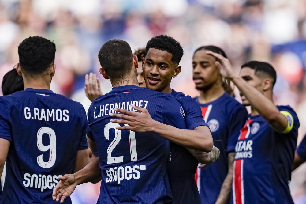 更以卓越的 更以卓越的